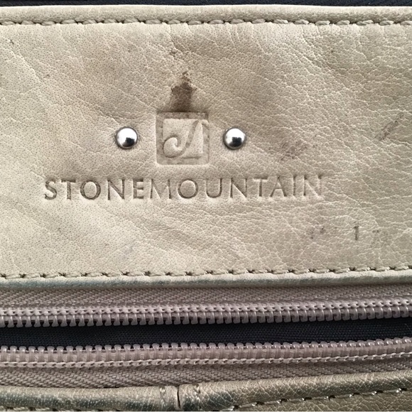 Stone Mountain Two Color Crossbody Bag - Picture 4 of 4